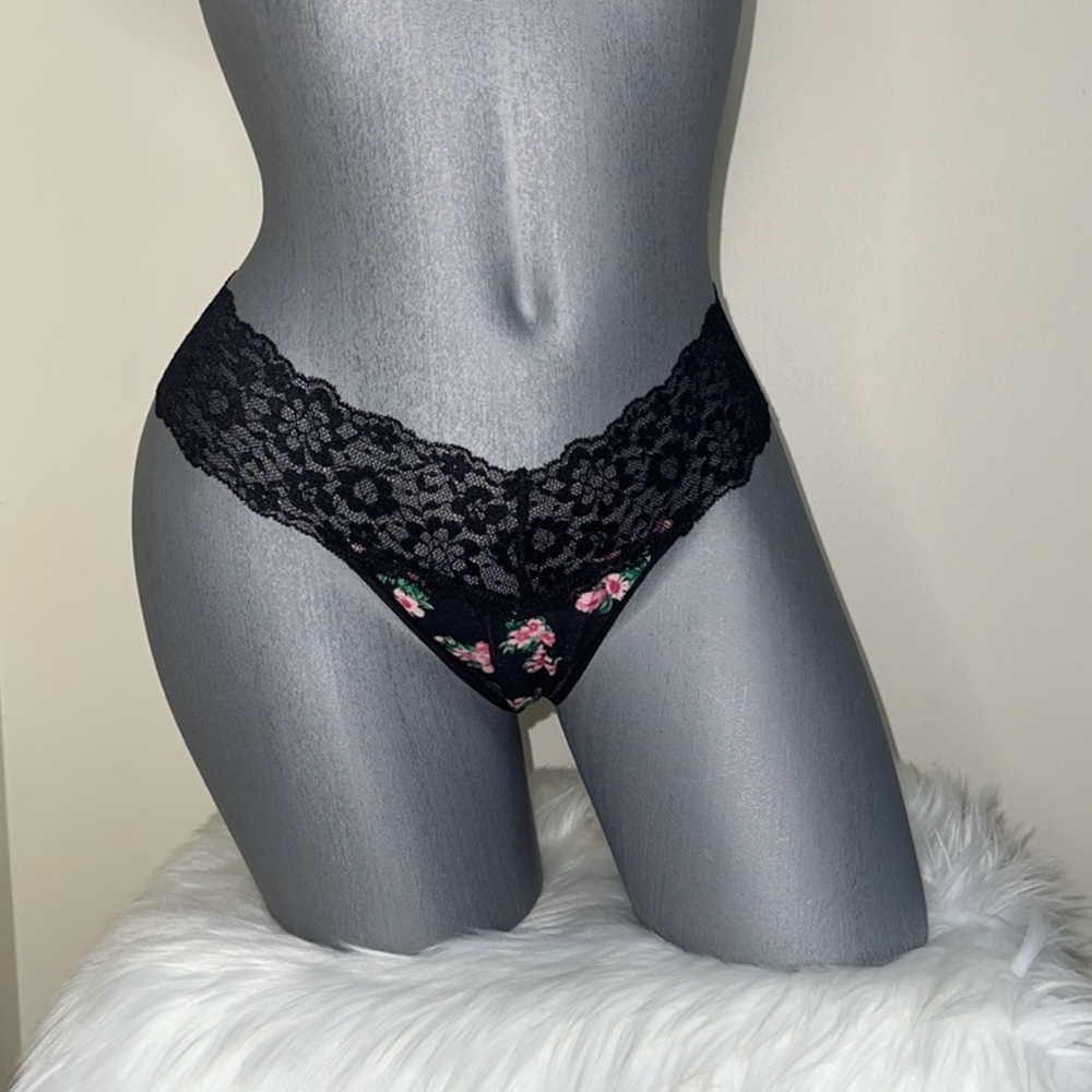VICTORIAS SECRET  LACE WAIST COTTON THONG PANTY UNDERWEAR. NWT